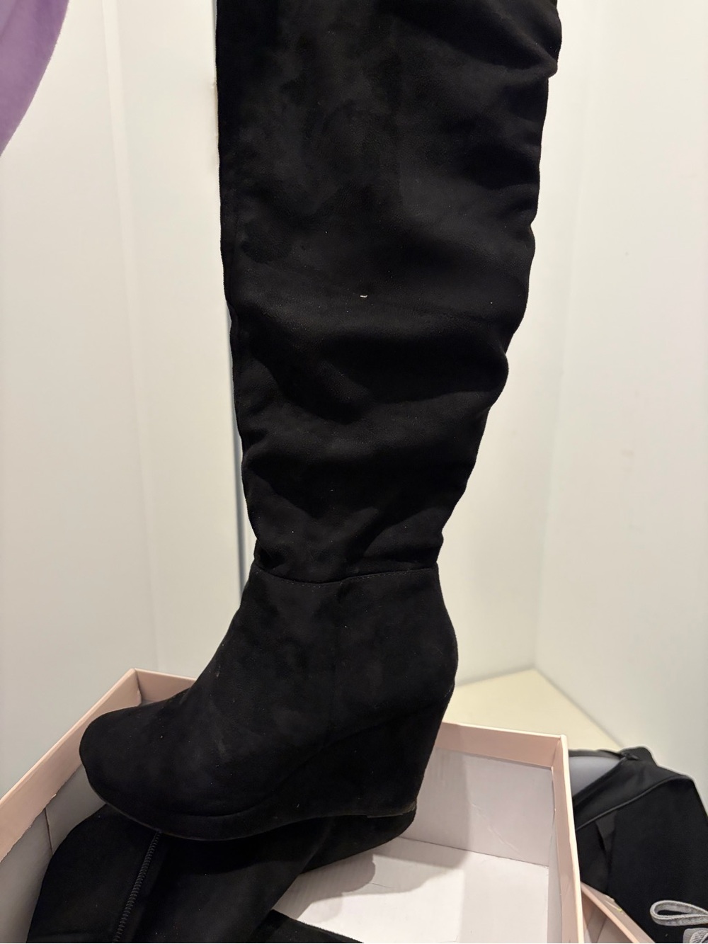 Chinese laundry Larisa black wedge boots 6.5